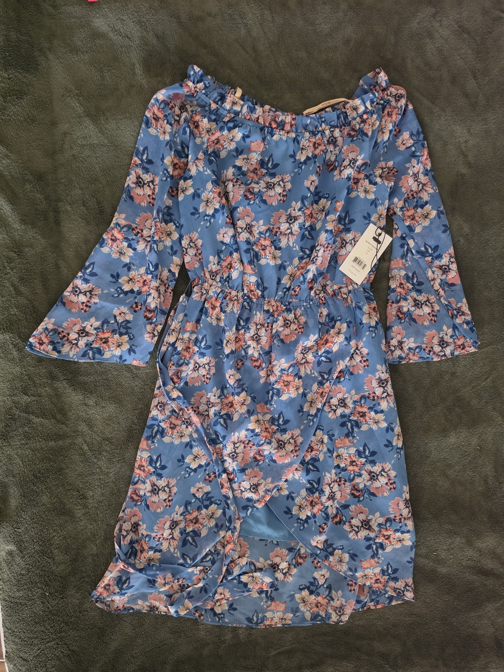 ALI & JAY Blue Floral Off-Shoulder Mini Dress Size Small